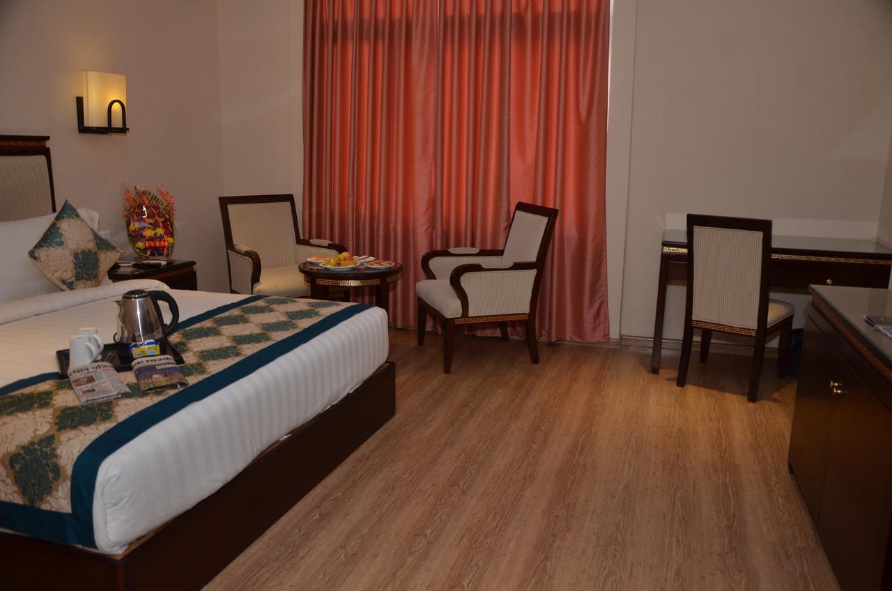 Royal Inn Nawalgarh Exterior photo